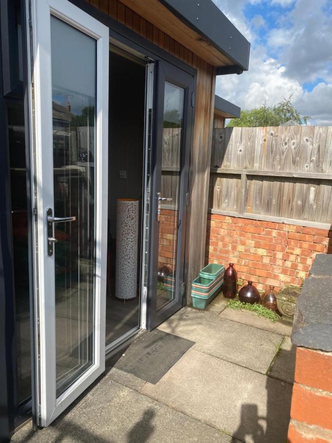 Cabin Retreat In The Heart Of Warwick. Warwick (Warwickshire) Exterior foto
